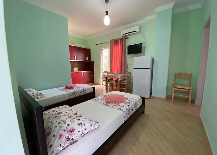 Garden Gæstehus Ksamil